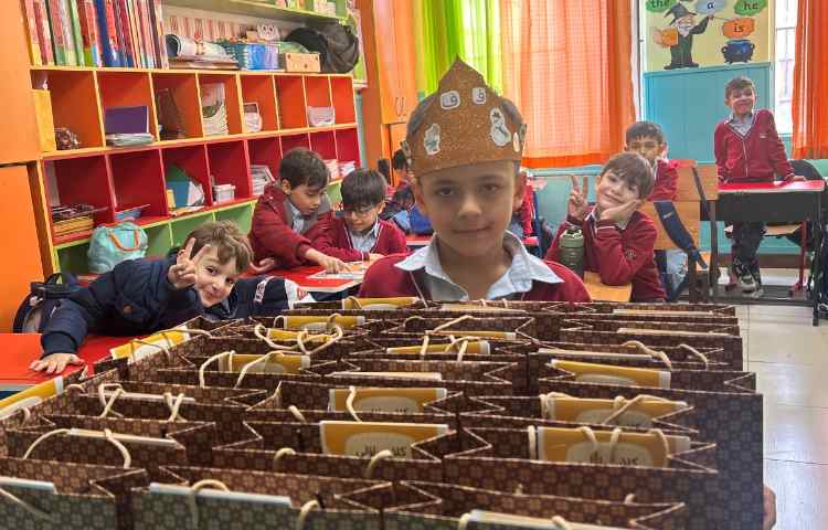 جشن نشانه ی ( ف ) 1