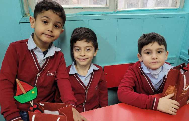 جشن نشانه ی "ق" با تشکر از خانواده ی ارحام صدر عزیز 6