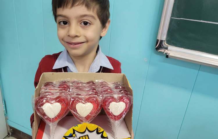 جشن نشانه ی "ق" با تشکر از خانواده ی ارحام صدر عزیز 8