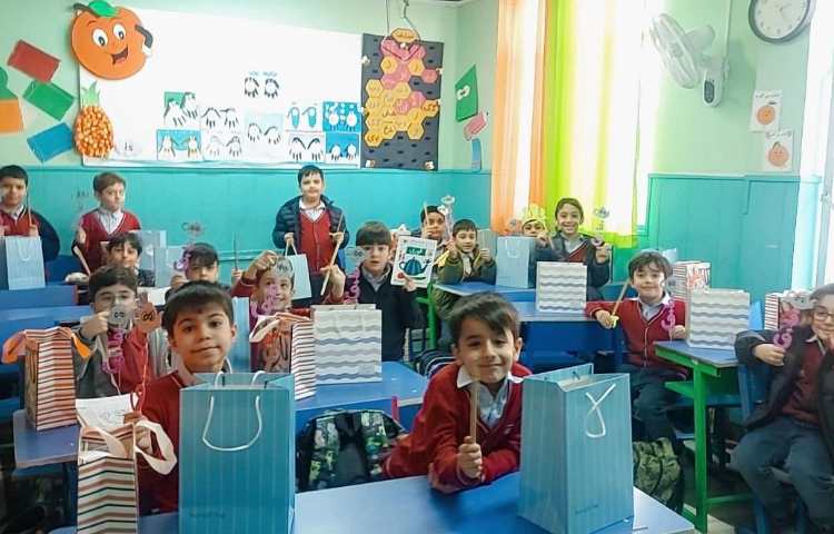 جشن نشانه ی ق توسط آقای آرین خانمحمدی 1