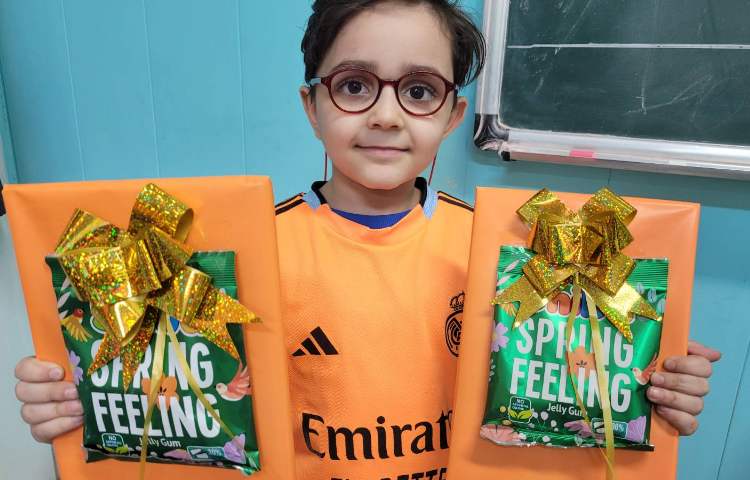 جشن نشانه ی "ل" با تشکر از خانواده ی عزیز عسگرزاده 1