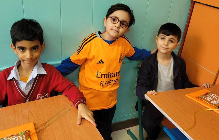 جشن نشانه ی "ل" با تشکر از خانواده ی عزیز عسگرزاده 5