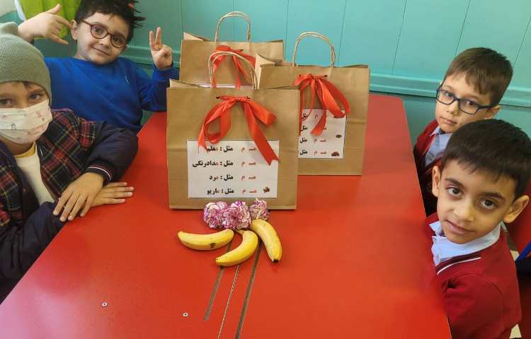 جشن نشانه ی "م" با تشکر از خانواده ی جلیلی عزیز 8