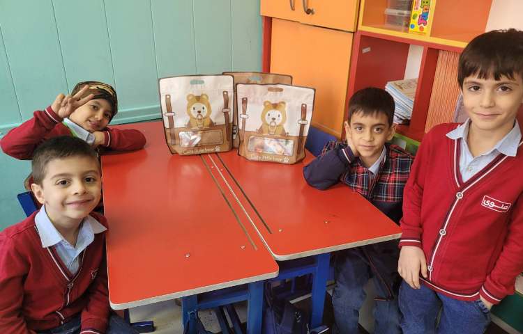 جشن نشانه ی "ن" با تشکر از خانواده ی محترم آقای درویش نیا 5