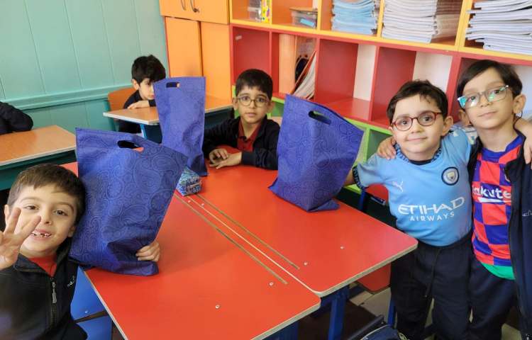 جشن نشانه ی "پ" با تشکر از خانواه ی مهربان اکبری 5