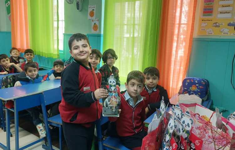 جشن نشانه ی( پ) توسط آقای آرتا عزیزی 4