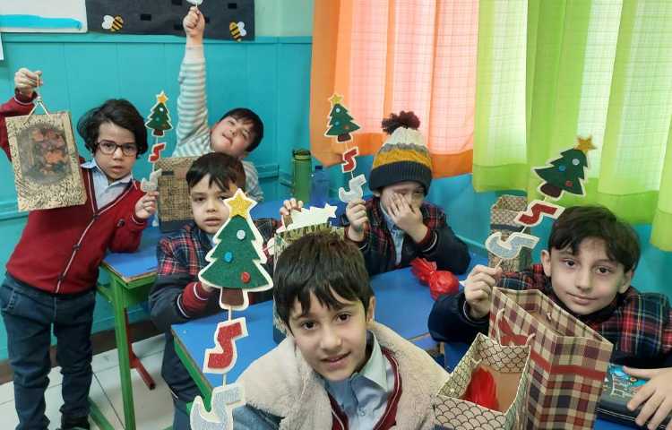 جشن نشانه ی (ک) توسط آقای نیکان میرزایی 2