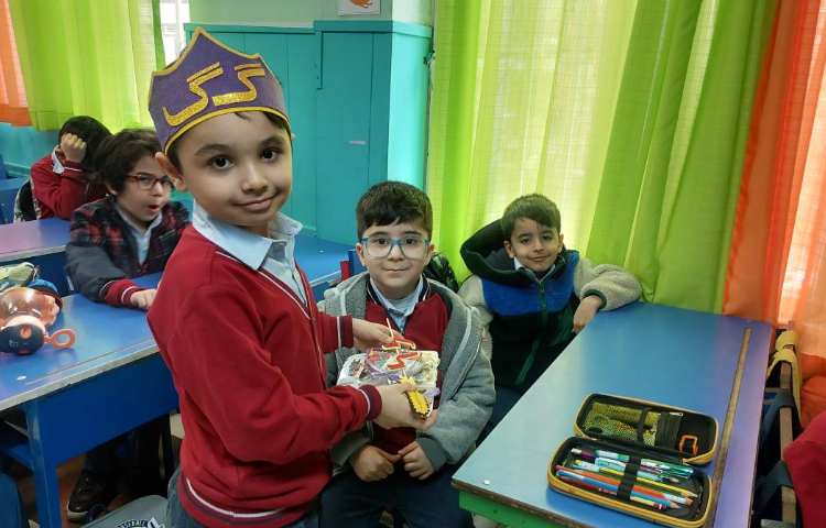 جشن نشانه ی( گ ) توسط آقای امیرحسین قالیباف 3