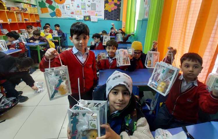 جشن نشانه ی (ی ی) 4