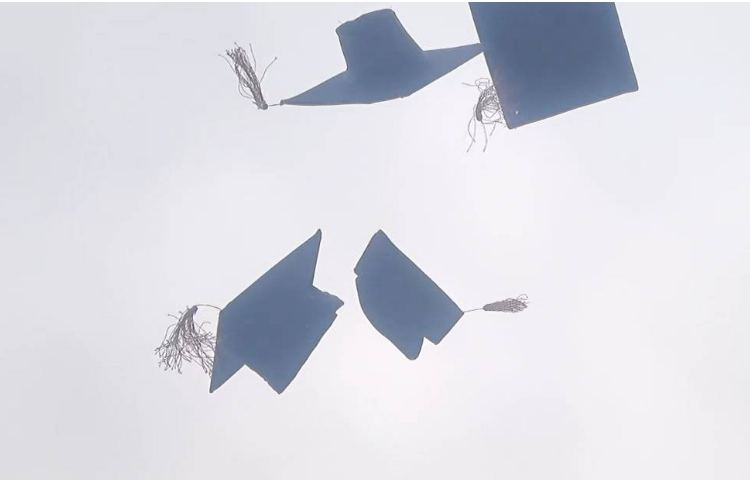 جشن پایان تحصیلی مبارک باد. 11