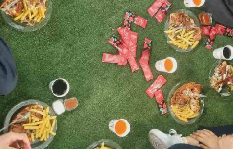 جشن پایان تحصیلی مبارک باد. 13