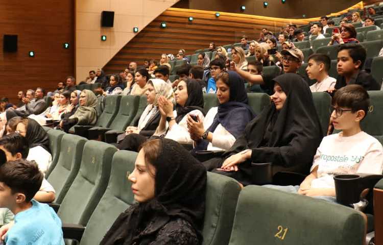 جشن پایان سال تحصیلی پایه ها سالن همایش صبا مال 23
