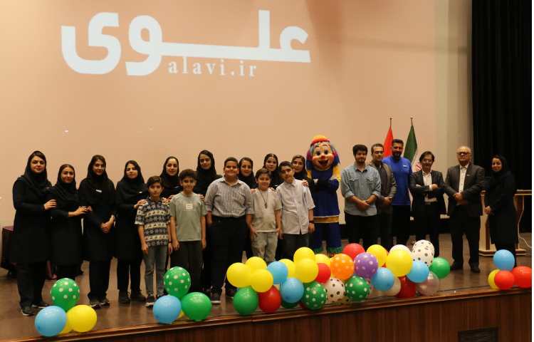 جشن پایان سال تحصیلی پایه ها سالن همایش صبا مال 38