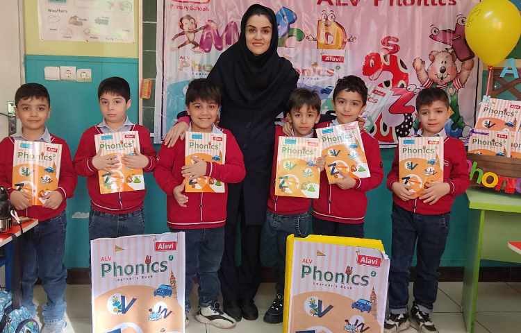 جشن کتاب ALV Phonics 2 15