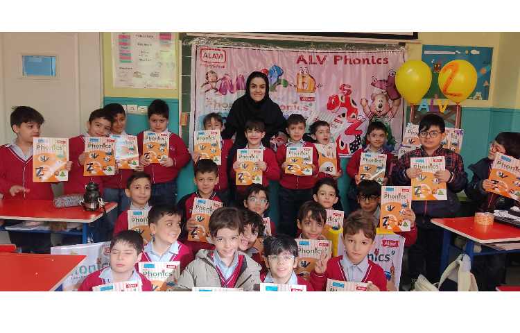 جشن کتاب ALV Phonics 2 16
