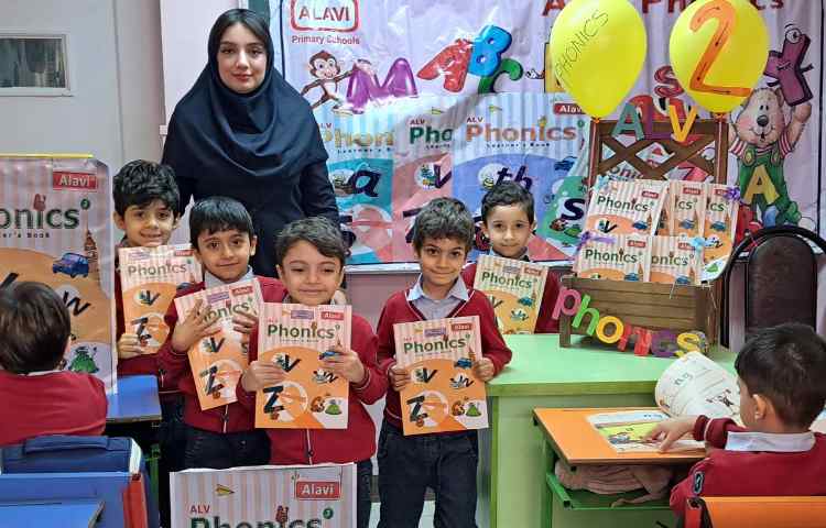 جشن کتاب ALV Phonics 2 8