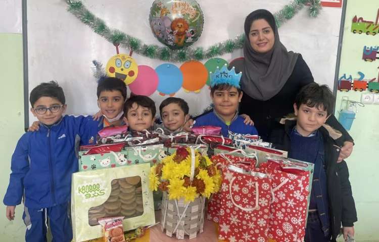 جشن یادگیری و ایجاد انگیزه نشانه ک پایه اول 4