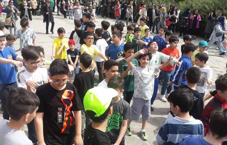 جشن یادگیری پایه دوم تا ششم دبستان علوی 15