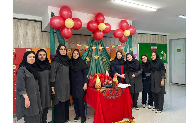 جشن یلدا در مدرسه علوی 5