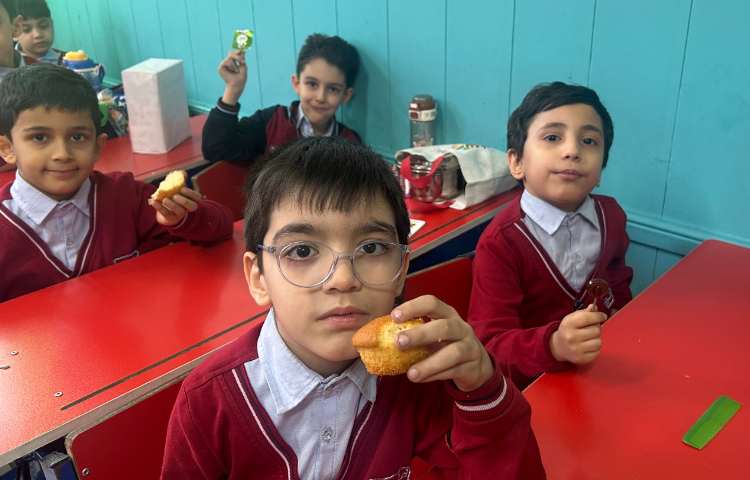 جشن ( ی ) میانجی 3