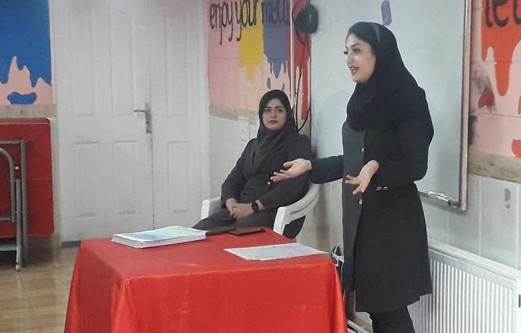 جلسات اولیا دانش آموزان دبستان علوی 3