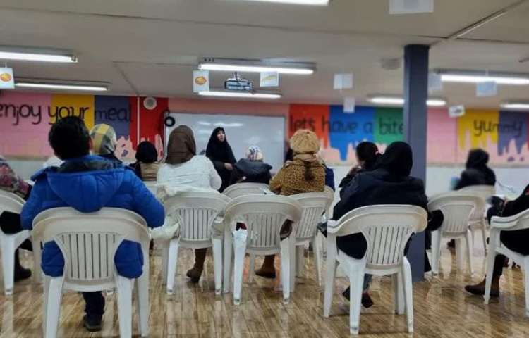 جلسات اولیا دانش آموزان دبستان علوی 7