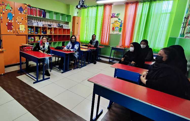 :جلسات اولیا و مربیان 1