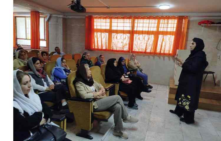 جلسات دانش افزایی پایه چهارم 4