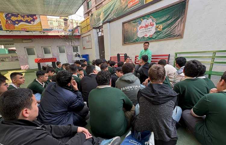 جلسات مشاوره گروهی دانش آموزان پایه نهم 1