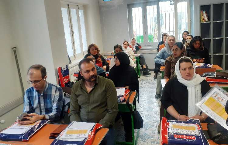 جلسات معارفه آموزگاران با والدین 1