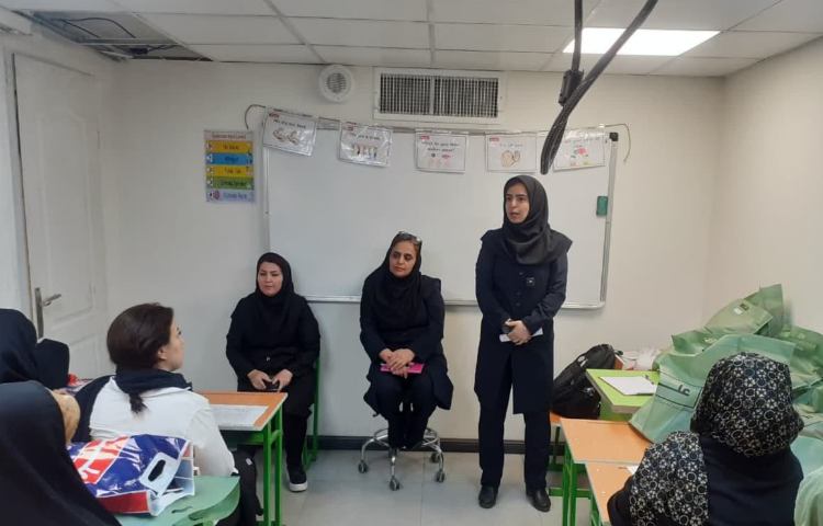 جلسات معارفه آموزگاران با والدین 14