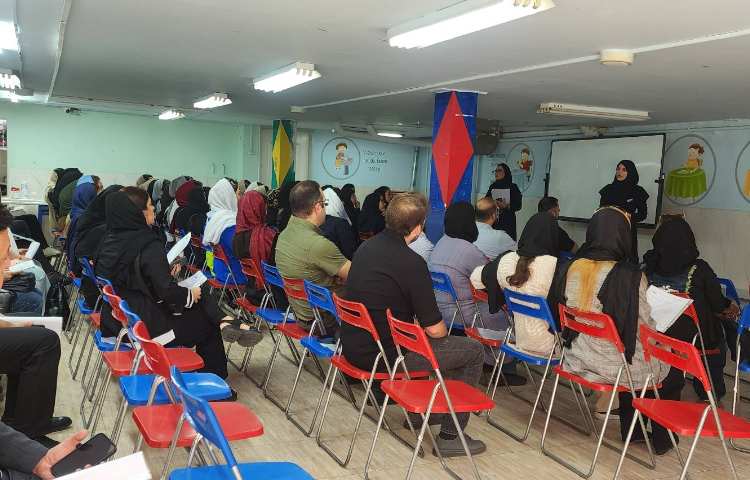 جلسات معارفه ویژه ی پایه های پیش تا سوم با حضور اولیا محترم و آموزگاران گرامی 3