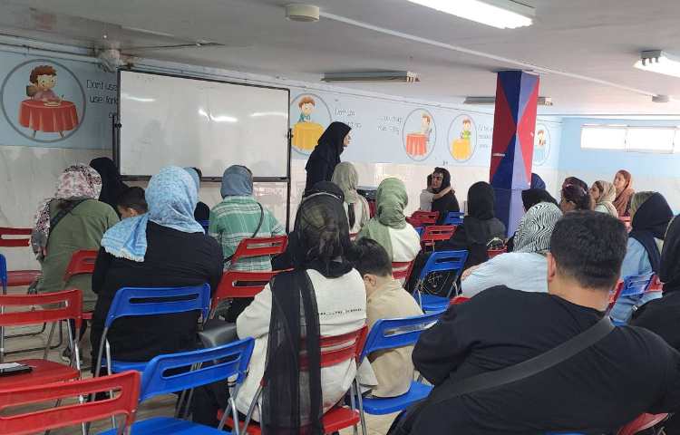جلسات معارفه ویژه ی پایه های پیش تا سوم با حضور اولیا محترم و آموزگاران گرامی 16