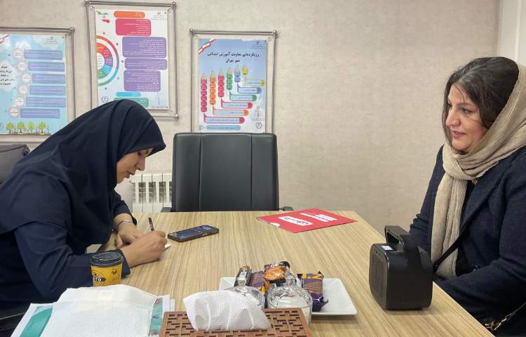 جلسات نظرسنجی مدیریت دبستان، معاون آموزشی و سوپروایزر زبان 4