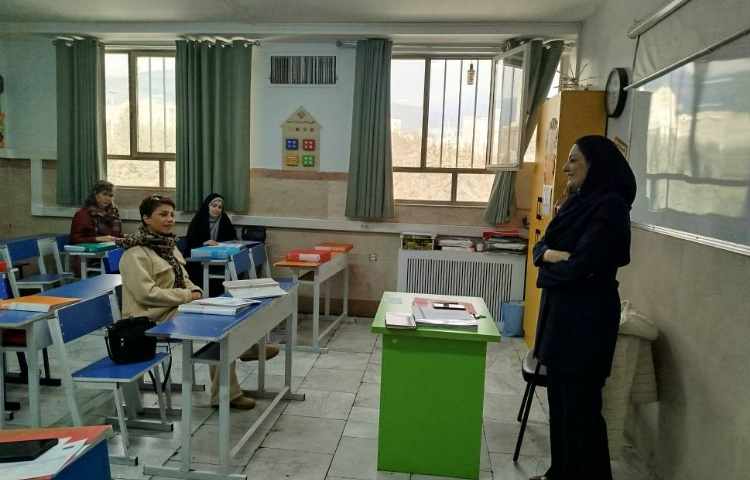 جلسات گروهی بهمن ماه 8