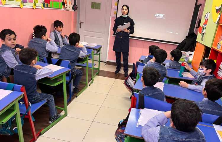 جلسه آموزشی با موضوع طرح رازهای تندرستی (کنترل و پیشگیری شپش) 3