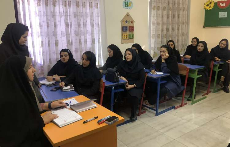 جلسه اختتامیه تابستونک یخی 4