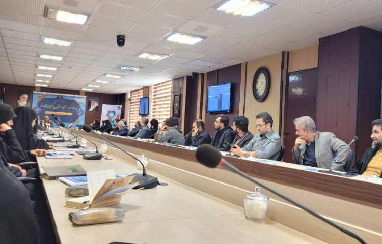 جلسه اداره آموزش و پرورش منطقه 13 در مورد تبیین و تشریح برنامه های فرهنگی هنری