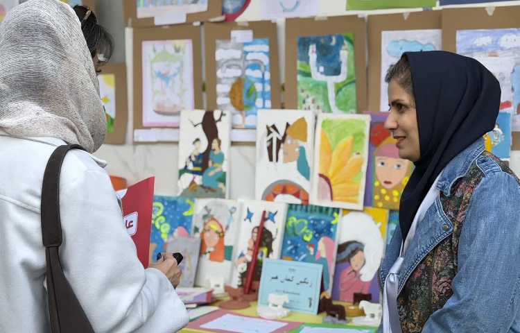 جلسه ارائه کارنامه نیمسال اول و نمایشگاه فعالیت های فوق برنامه 22