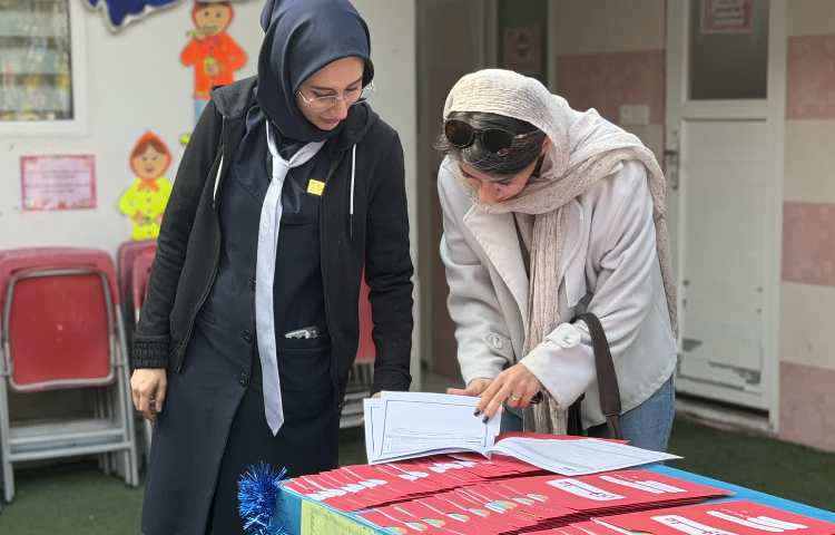 جلسه ارائه کارنامه نیمسال اول و نمایشگاه فعالیت های فوق برنامه 23