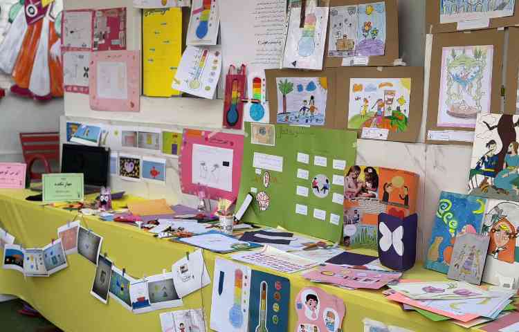 جلسه ارائه کارنامه نیمسال اول و نمایشگاه فعالیت های فوق برنامه 5