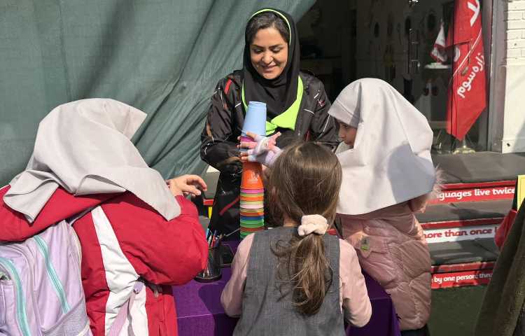 جلسه ارائه کارنامه نیمسال اول و نمایشگاه فعالیت های فوق برنامه 57