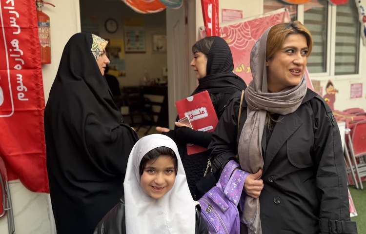 جلسه ارائه کارنامه نیمسال اول و نمایشگاه فعالیت های فوق برنامه 58