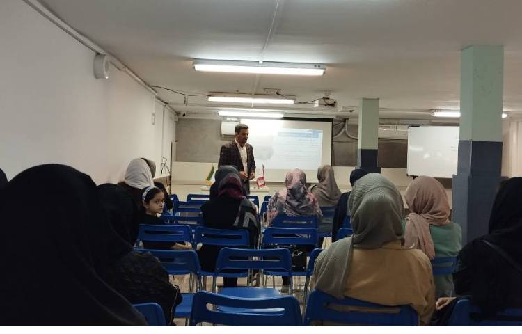 جلسه ارتباط خانه با مدرسه 2