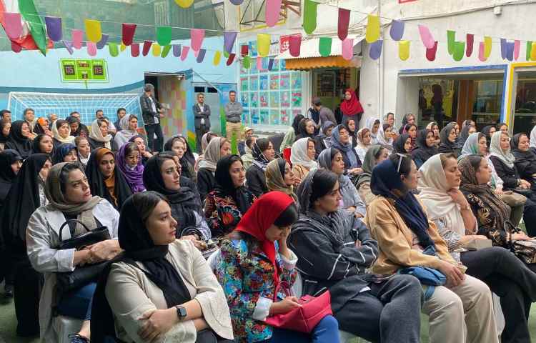 جلسه انجمن اولیا مربیان 3
