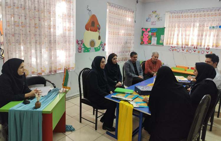 جلسه انجمن اولیا و مربیان 4