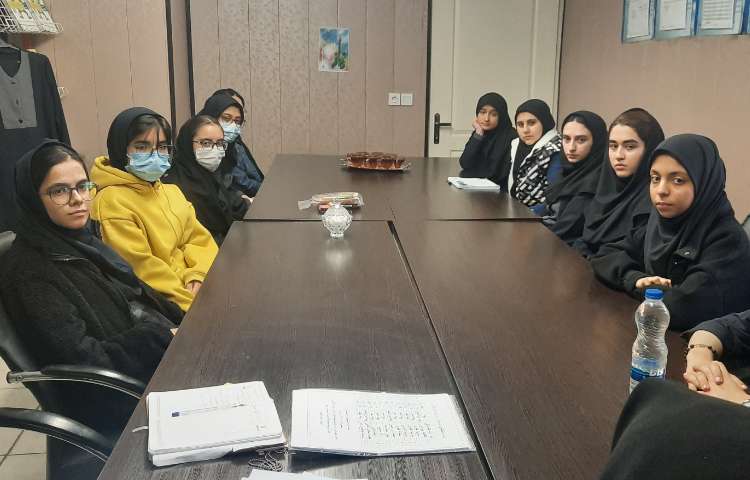 جلسه انجمن دانش آموزی