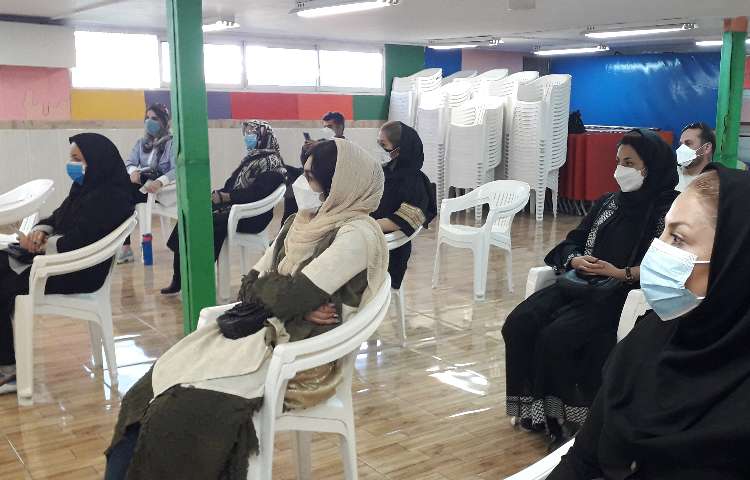 جلسه اولیای دوم دبستان 3