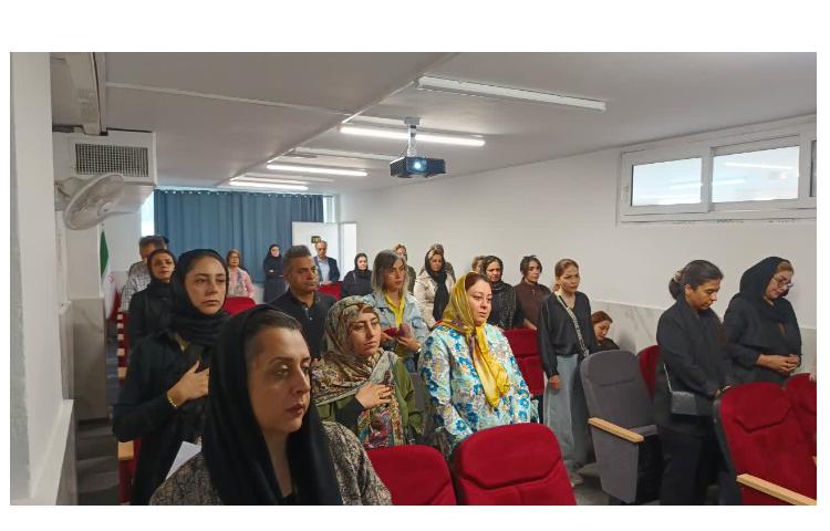 جلسه اولیا با آقای دکتر الیاسی 3