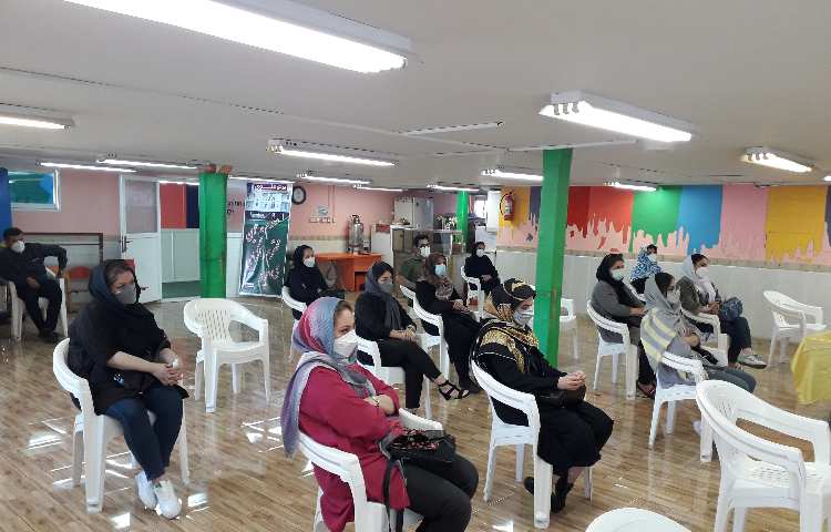 جلسه اولیا سوم دبستان 1